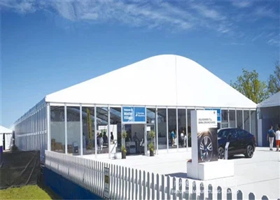 25*60 m kurvetelt på lager for å fange julearrangementet ditt